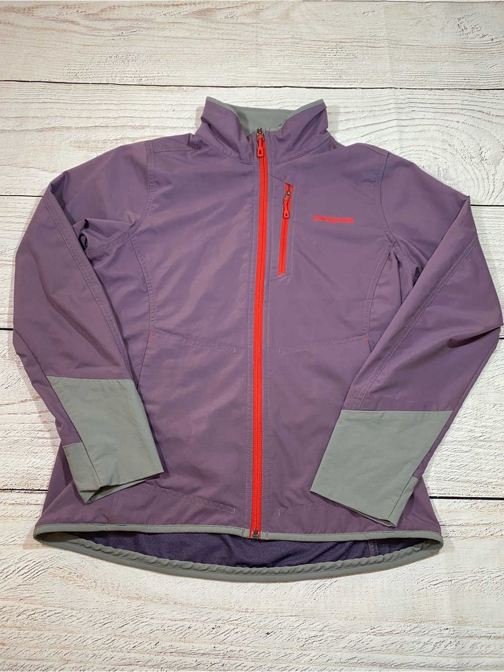 Patagonia All Free Women’s Soft Shell Jacket Purple Medium